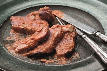 Pueblan almond duck recipe